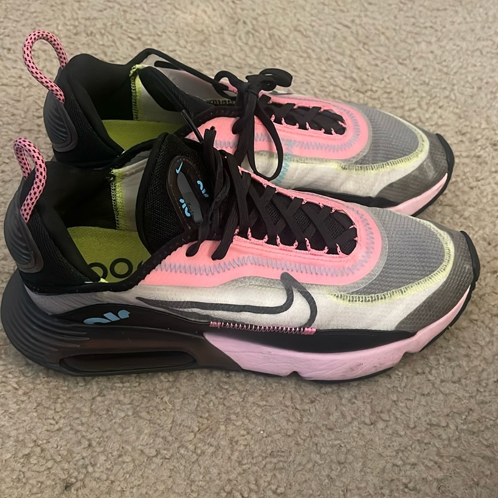 Nike AirMax 2090